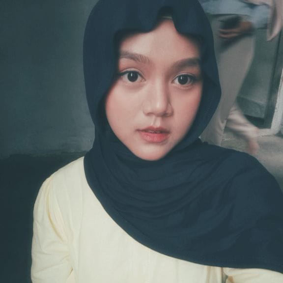 Foto Nanda Dwi Al'Insyiroh